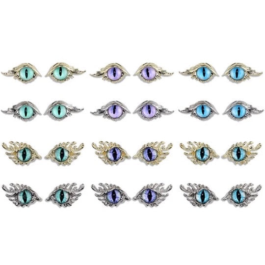 Get trendy with YOUR nails using  Dragon Eye -  available at Veah's Haus. Grab yours for $3 today!